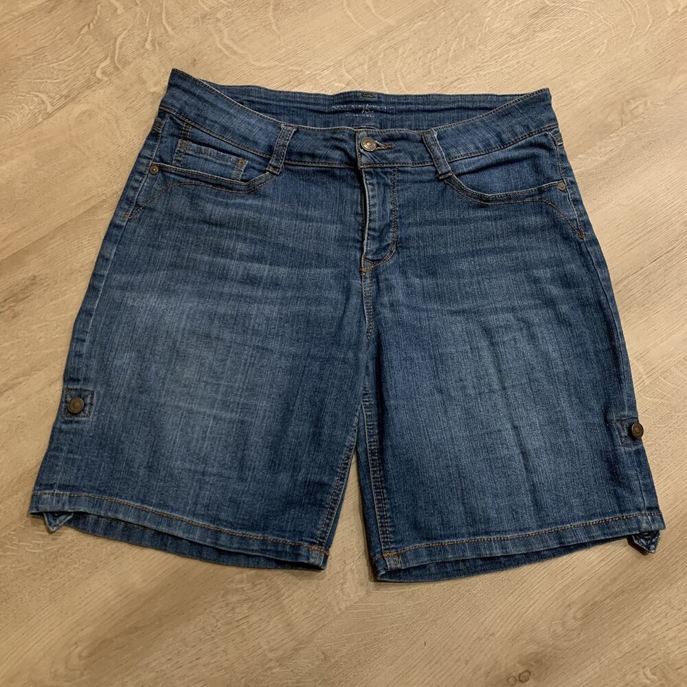 SoundStyle Bermuda Jean Shorts Jorts Women's Size 10 Button Cuff Roll-Up Hem Tab